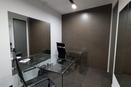Office space for rent - Prince de Galles - Central location